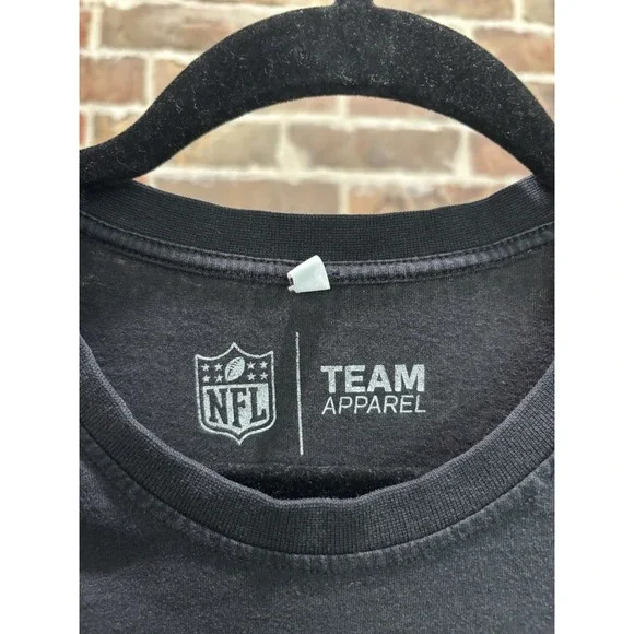 NFL Carolina Panthers Shirt, Adult Large, London Games Reference, Black Shirt - Picture 2 of 4